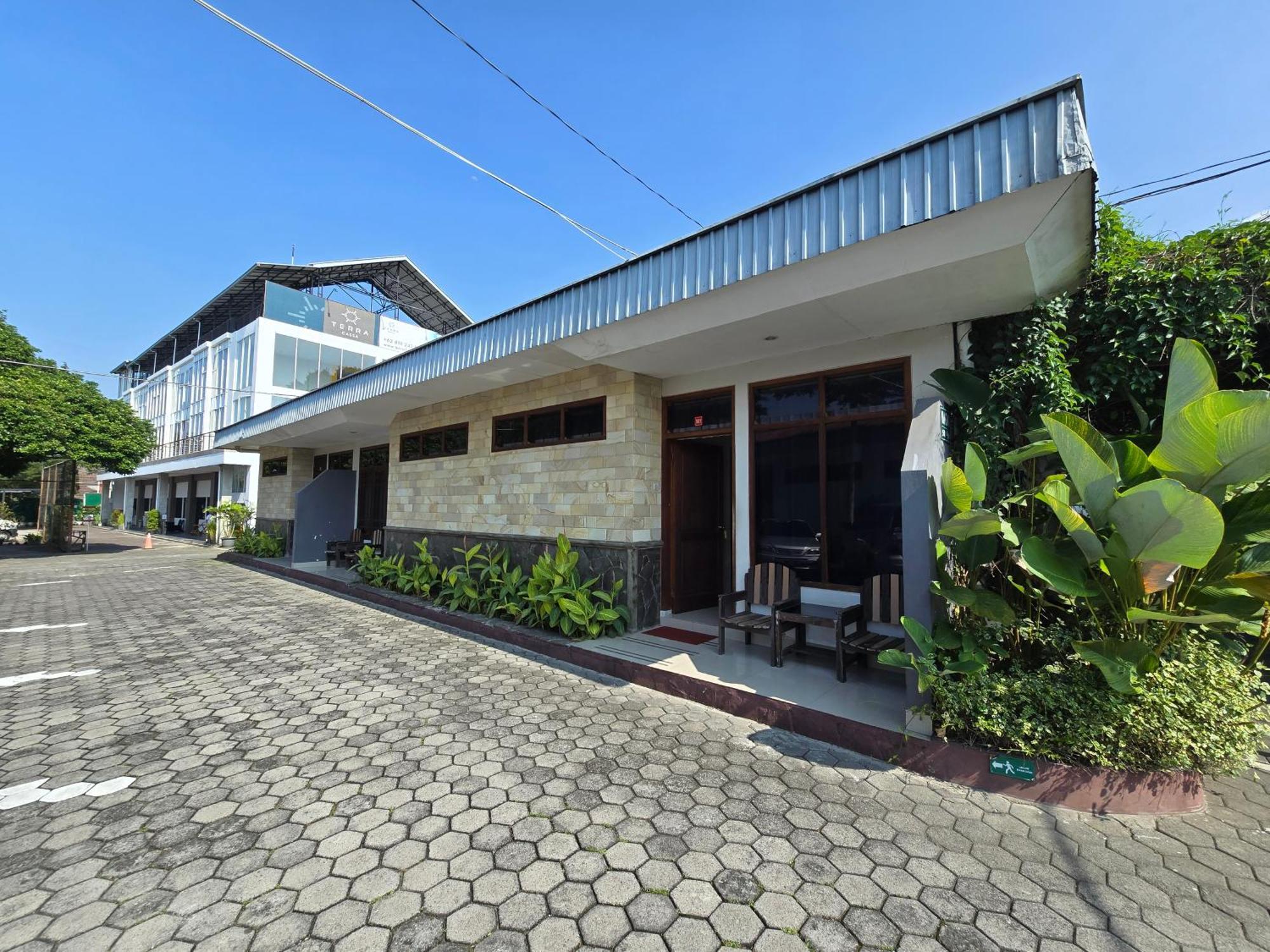 Kusma Hotel Bandungan Семаранг Екстериор снимка