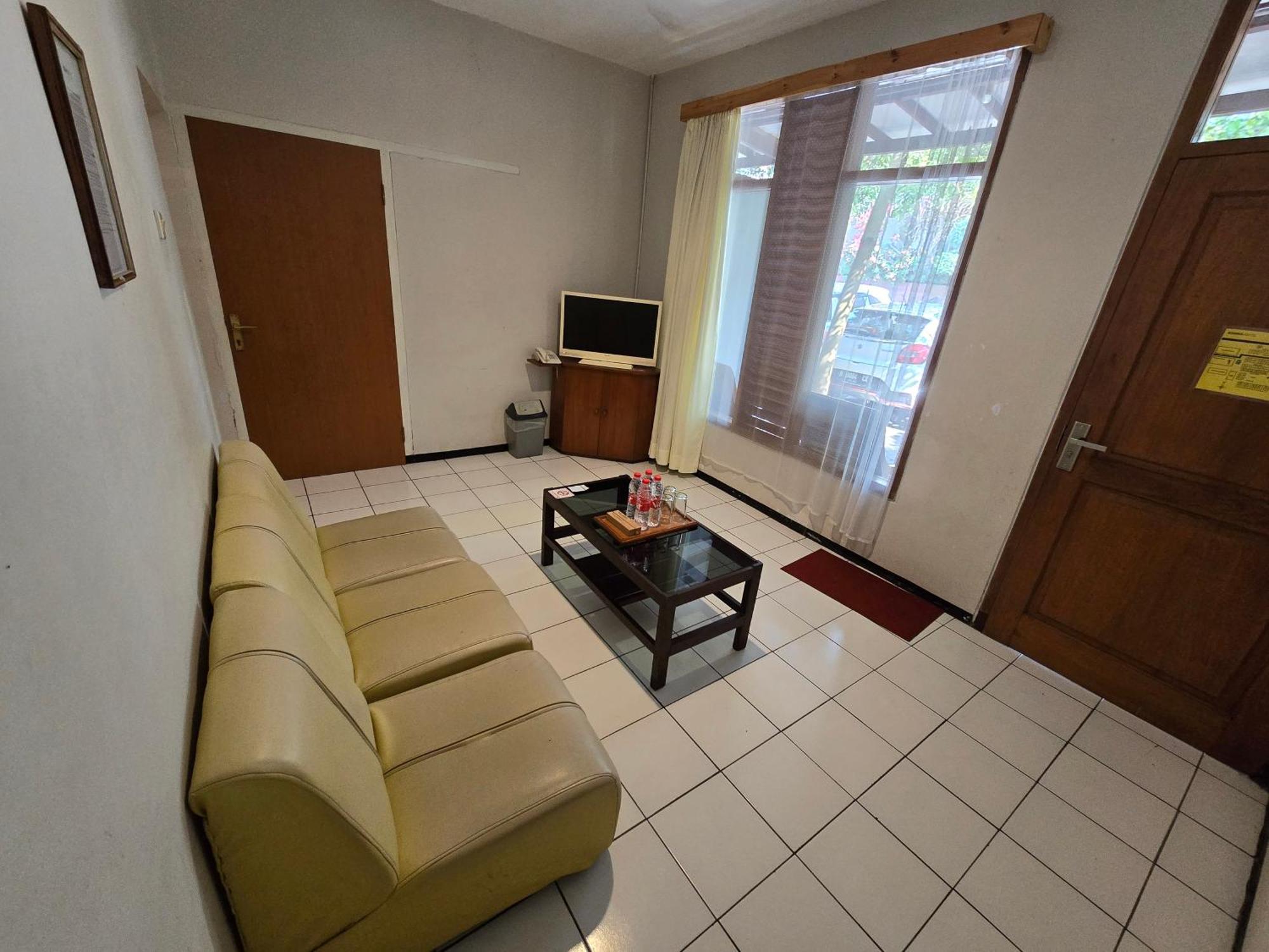 Kusma Hotel Bandungan Семаранг Екстериор снимка