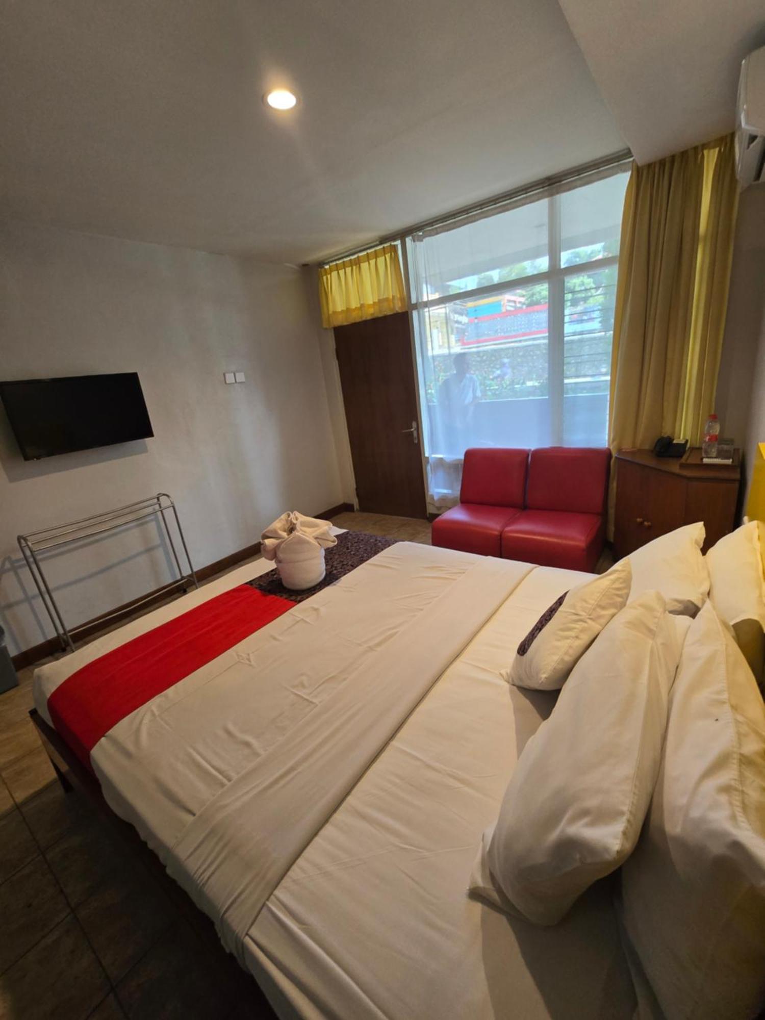 Kusma Hotel Bandungan Семаранг Екстериор снимка